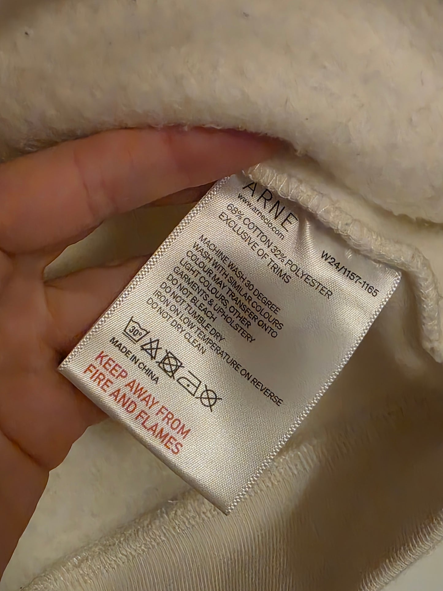 Arne Relaxed Fit Sweater in Ecru Size Small