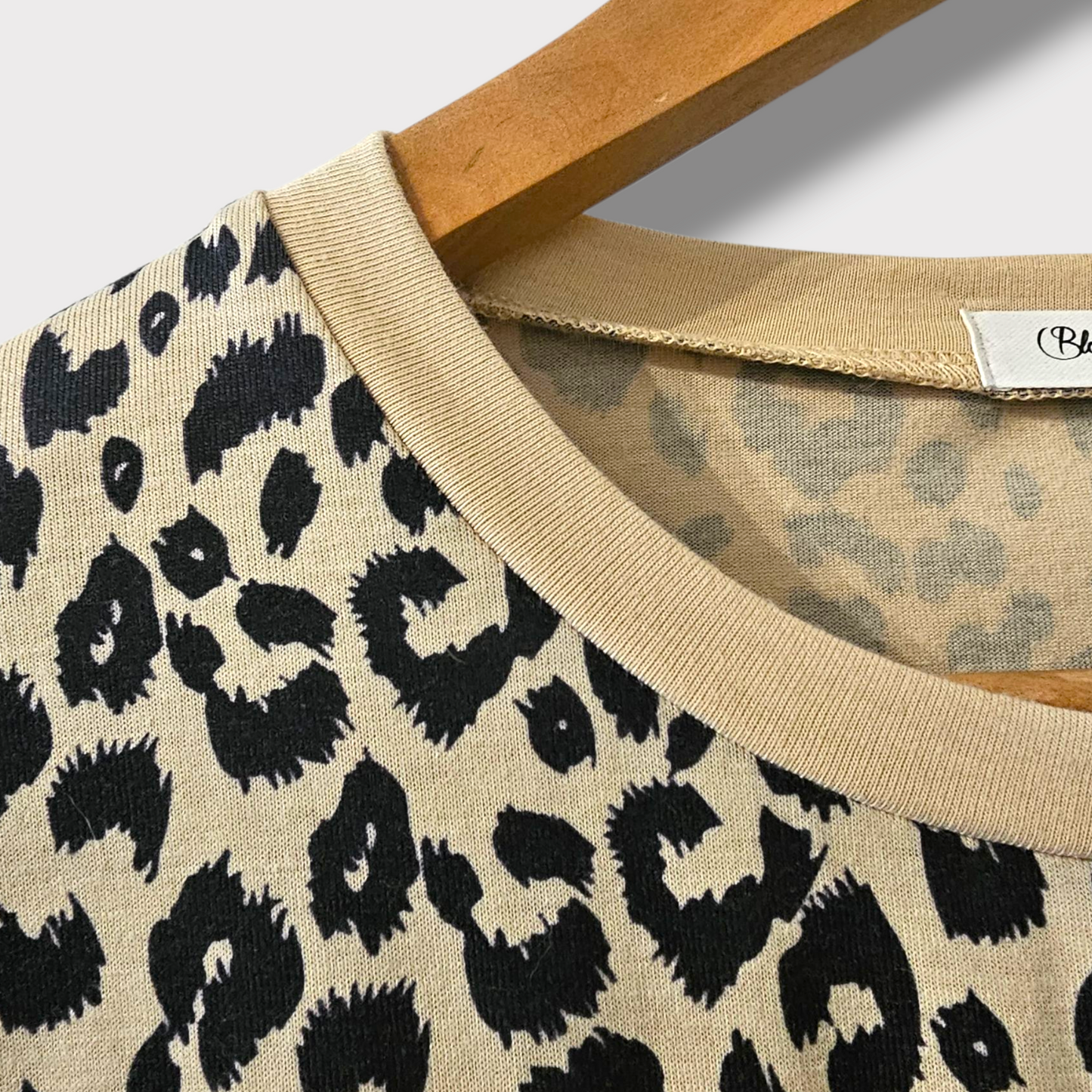 Blooming Jelly Leopard Print T-Shirt – Size L – Soft Rayon Blend