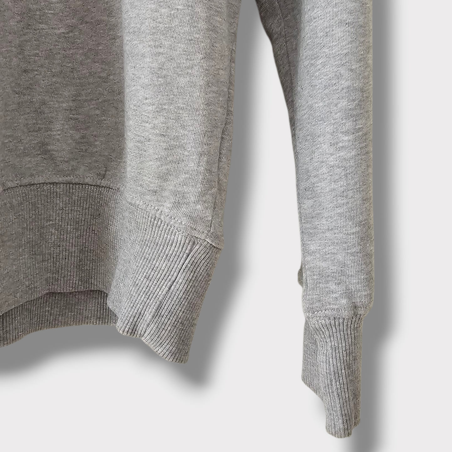 Calvin Klein Jeans Grey Sweatshirt – Size Large – 100% Cotton – Pre-owned