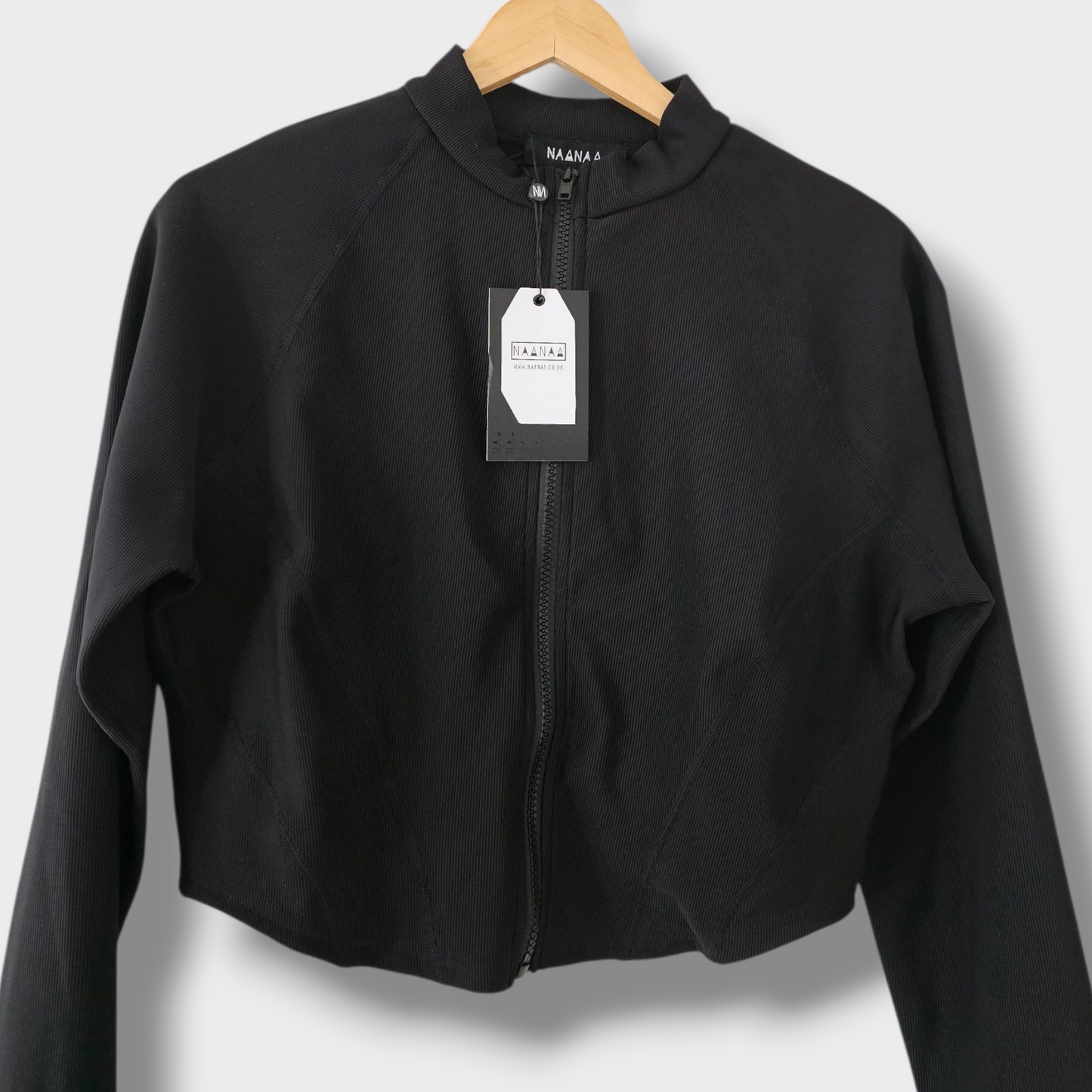 NaaNaa Black Ribbed Cropped Zip-Up Jumper – XL – New with Tags