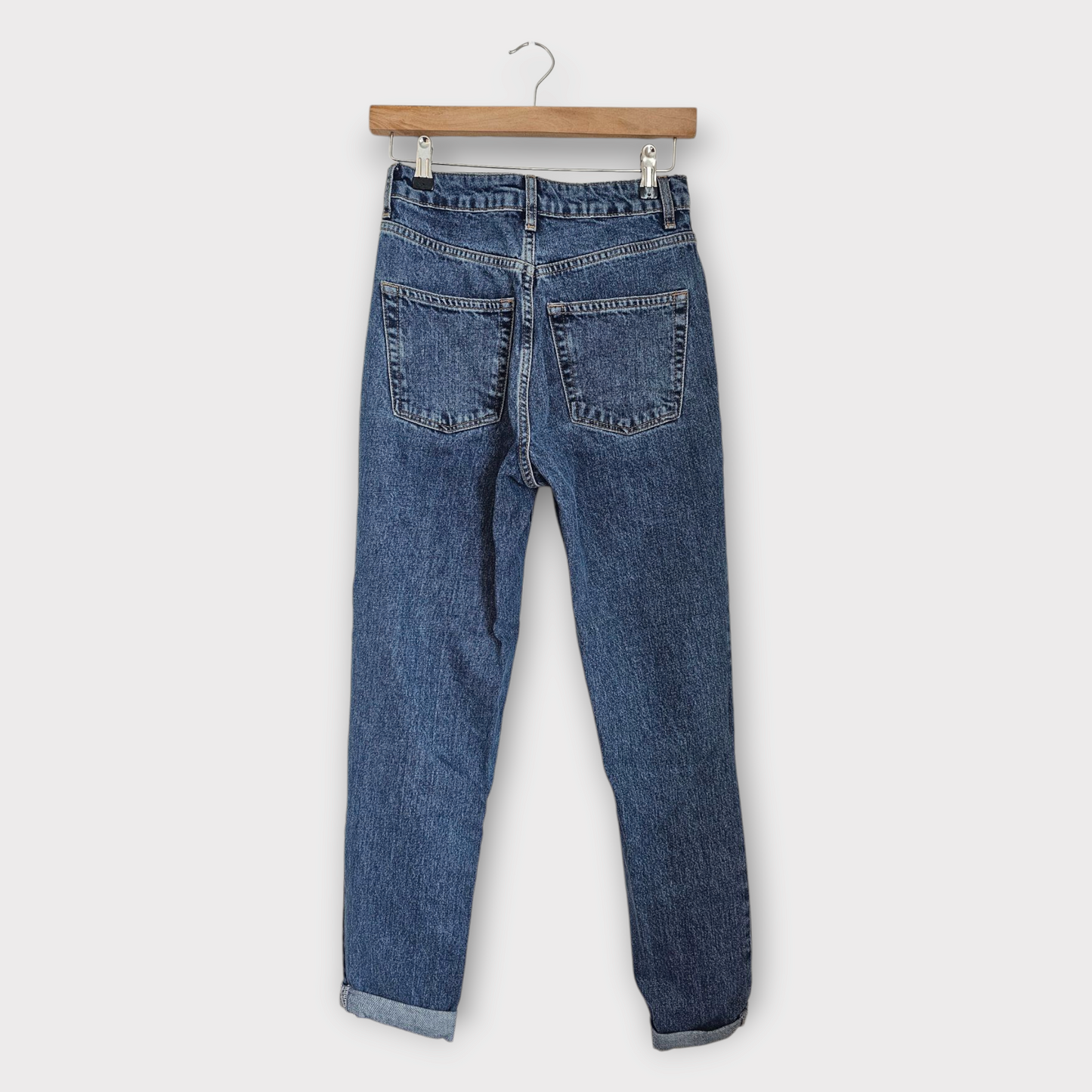 Topshop Ripped Mom Jeans – W26 L32