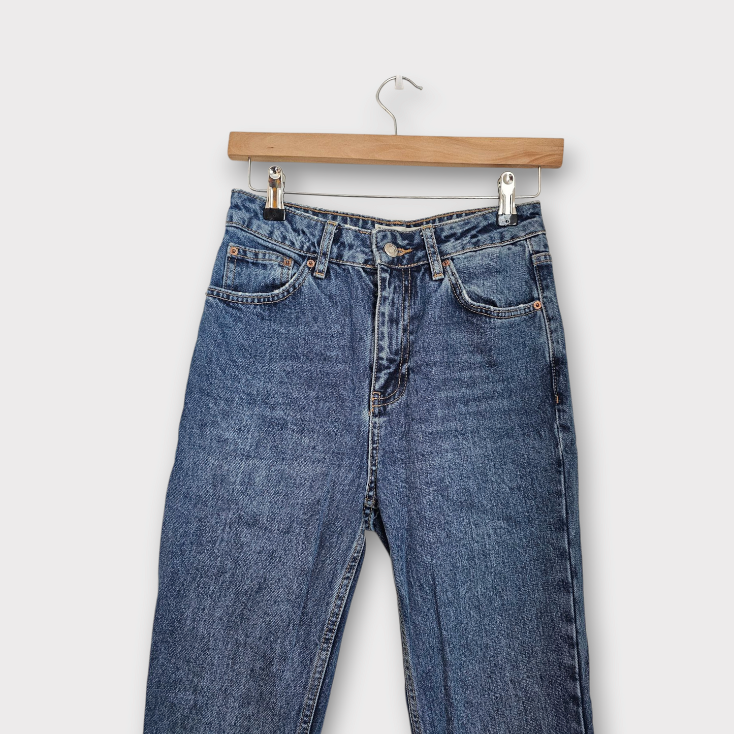 Topshop Ripped Mom Jeans – W26 L32
