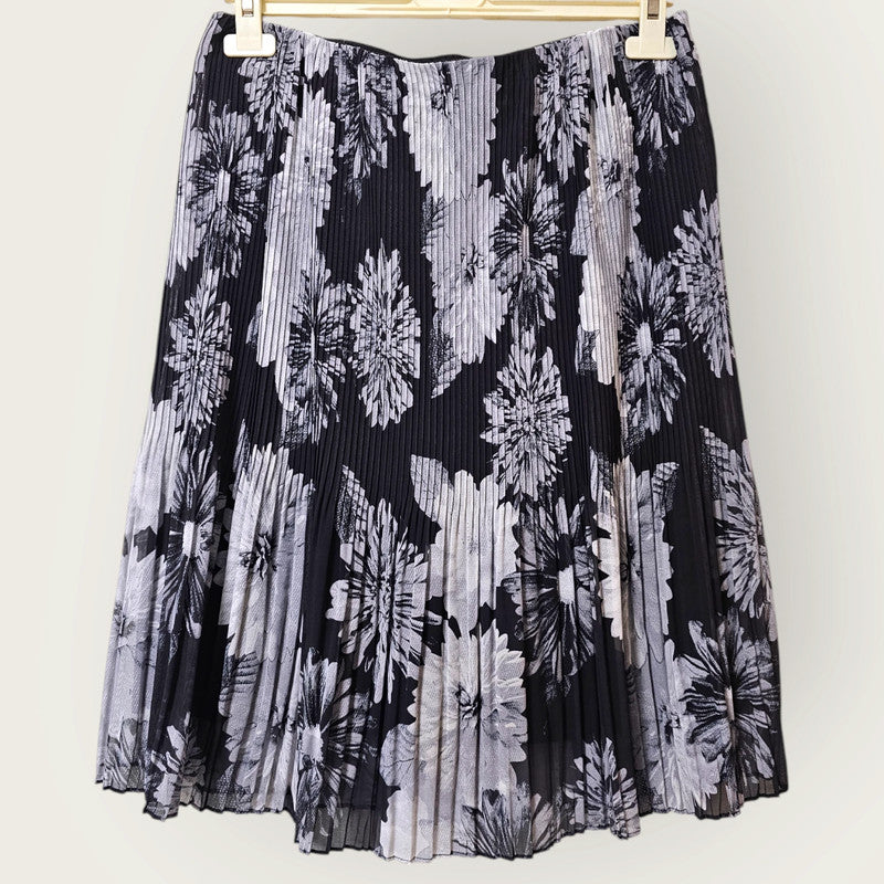 Alfani Size Medium | Floral Pleated Knee-length Skirt