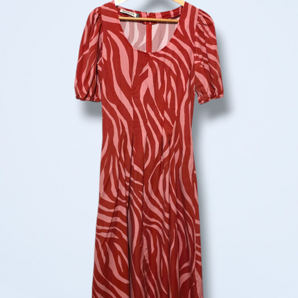 Baukjen – Size 8 – Pink/Red Zebra Print Midi Dress