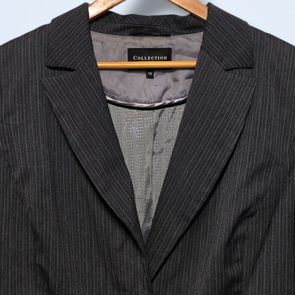 Debenhams – Size 16 – Grey Pinstriped Blazer – Single Button
