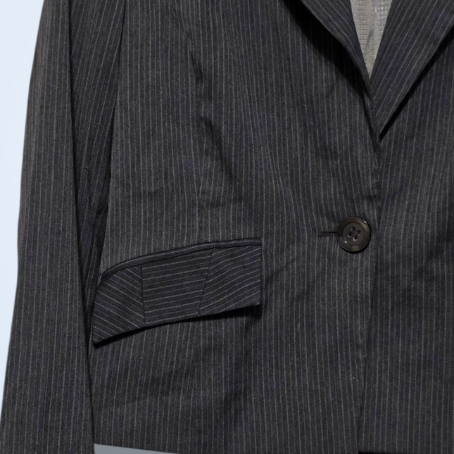 Debenhams – Size 16 – Grey Pinstriped Blazer – Single Button