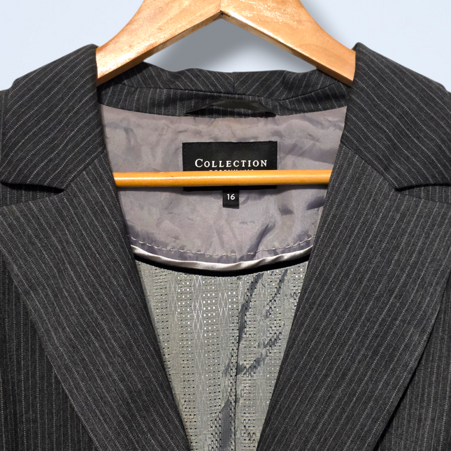 Debenhams – Size 16 – Grey Pinstriped Blazer – Single Button