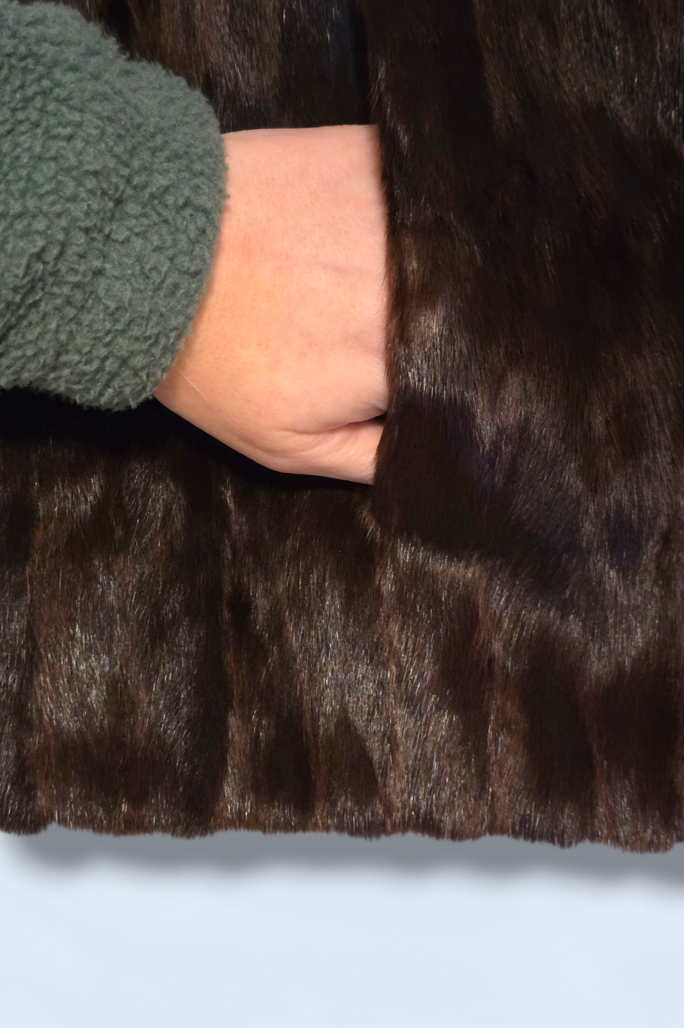 Faux Fur Ermin Mink-style Gilet Waist Coat Hook & Eye