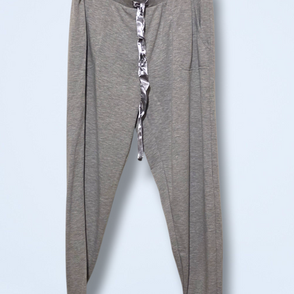 Floral Nikrooz – Size XL – Grey Two-piece Lounge Set