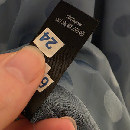 George – Size 18 – Blue Long-sleeved Blouse – Button Back – Polka Dot