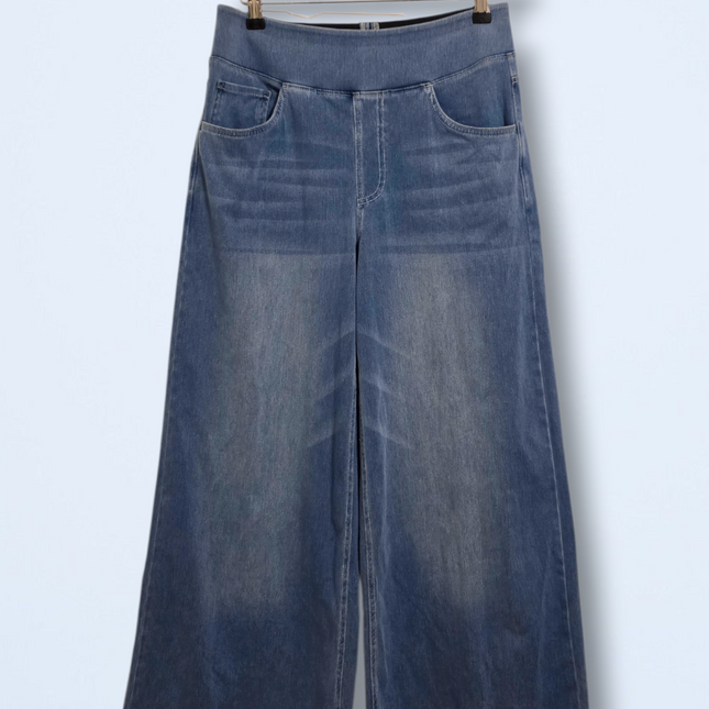Halara – Size Medium Petite – Wide-leg Elasticated Jeans