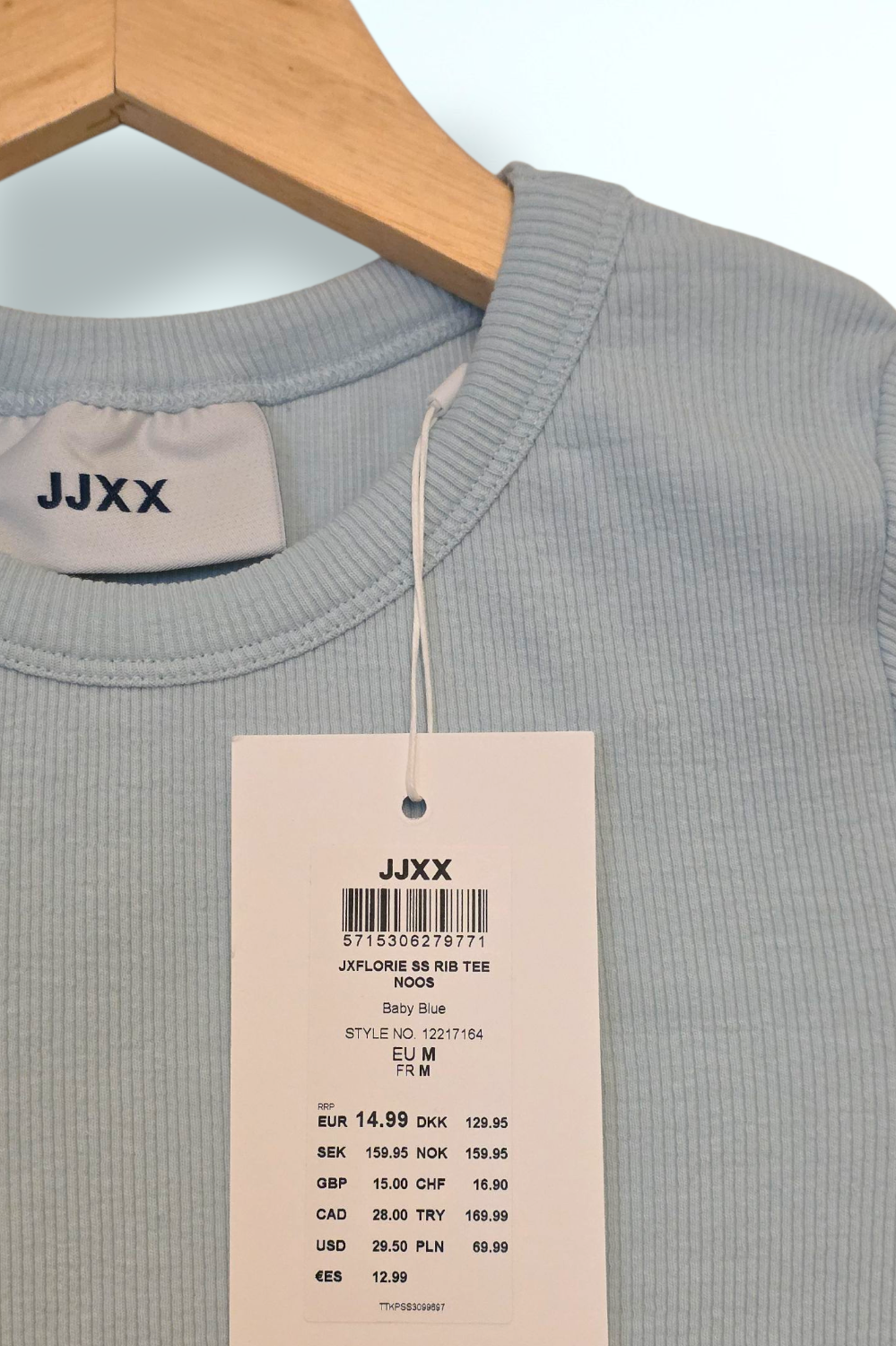 JJXX Pale Blue Cropped T-Shirt Size Medium New Cotton Blend