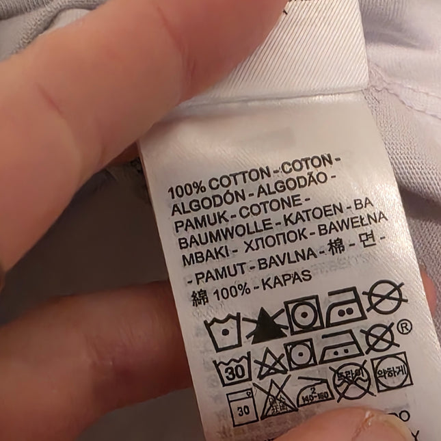 Levi Strauss & Co – NWT – Size Small – Lilac Printed T-Shirt