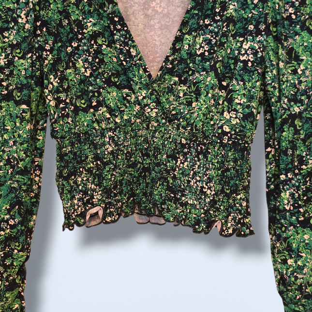 New Look Green Floral Crop Top Long Sleeves Size UK 8