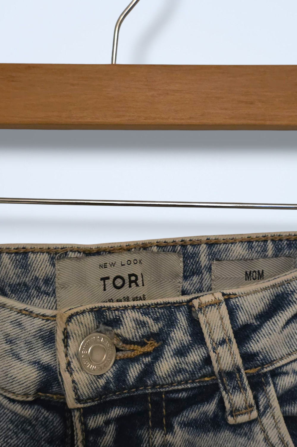 New Look Light Washed Tori Mom Jeans Size UK 10