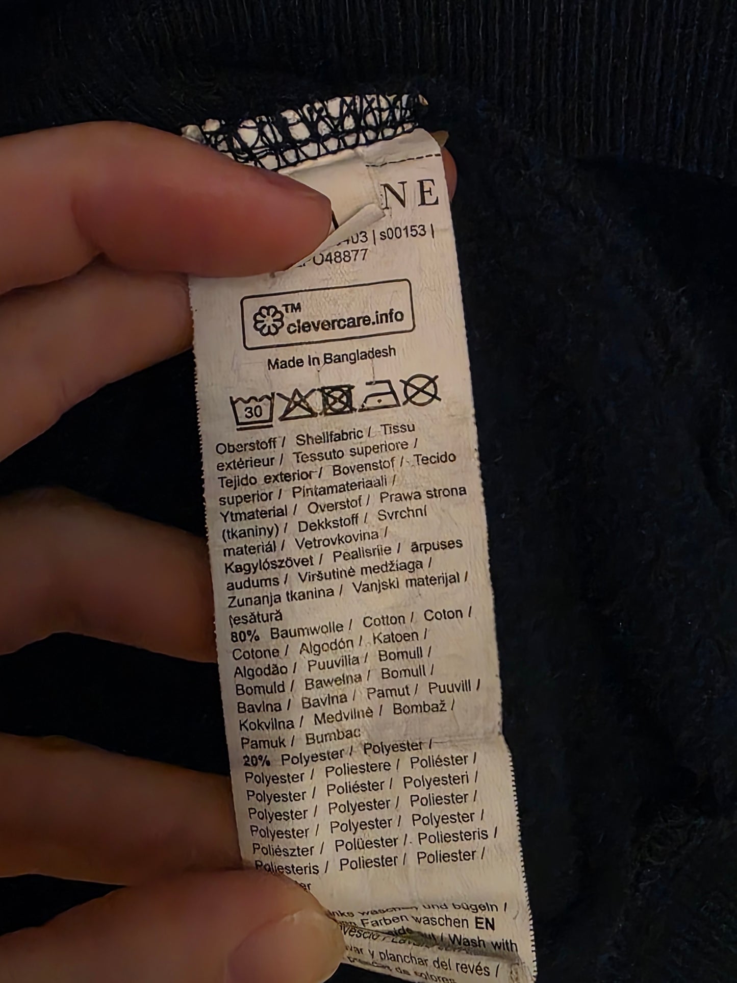 Pier One Round Neck Long-sleeved Sweater Size Medium