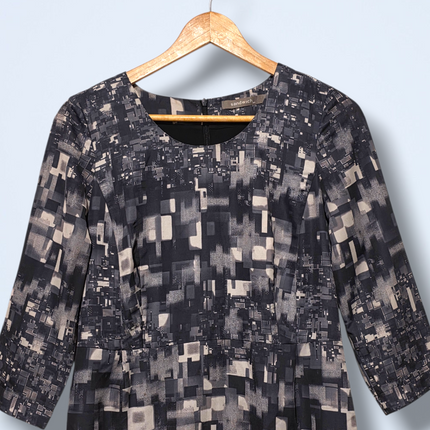 Sandwich Abstract Print Dress – EU 36 / UK 8 – Lined – Immaculate