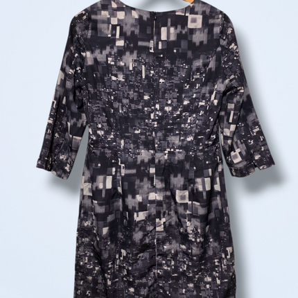 Sandwich Abstract Print Dress – EU 36 / UK 8 – Lined – Immaculate