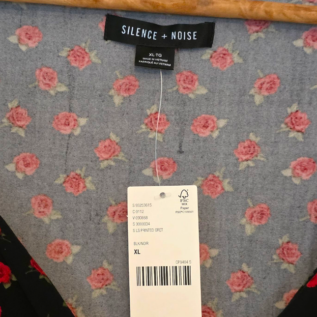 Silence + Noise New Rose Print Black Top Size XL V-Neck