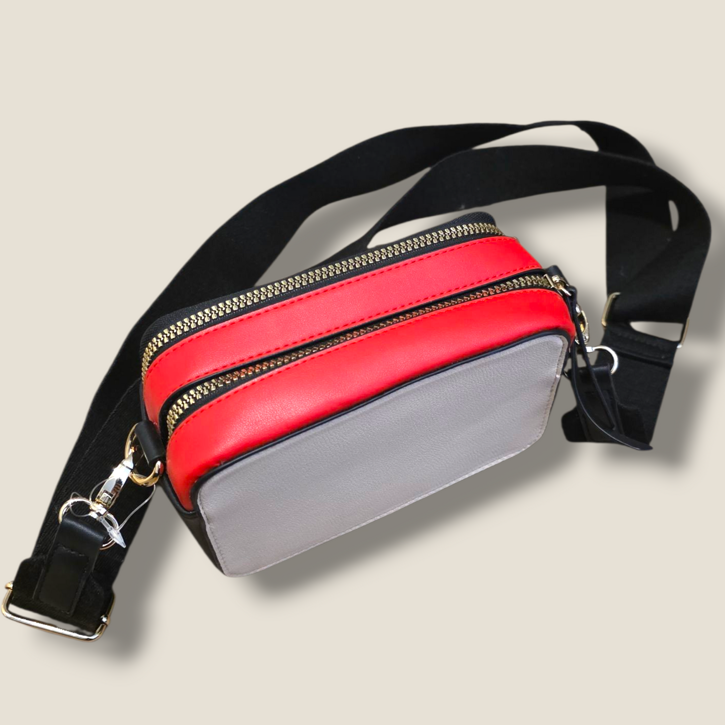 Small Block-coloured Zipped Shoulder Bag New Primark