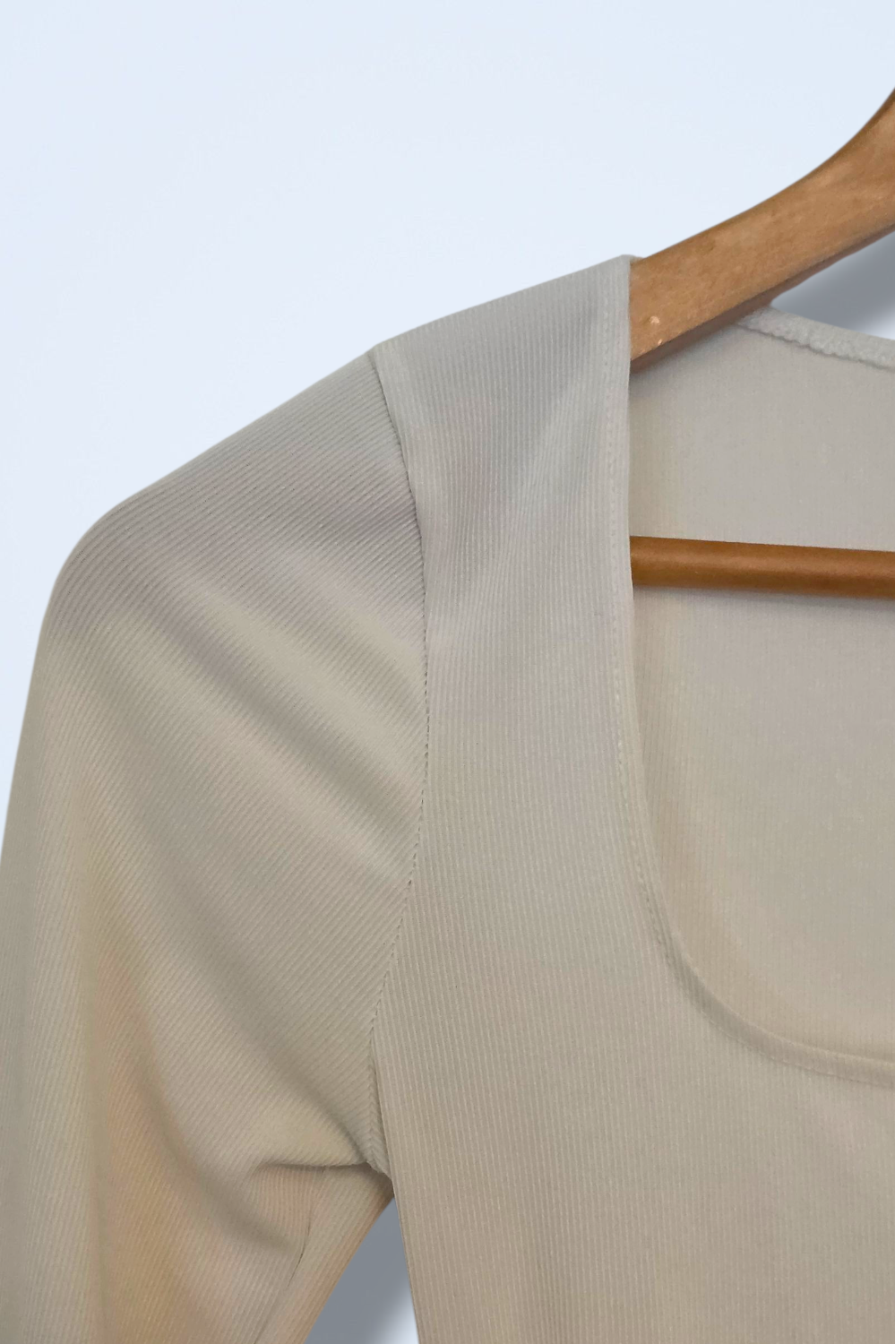 Topshop UK 8 Long Sleeved Ivory Ribbed Bodysuit