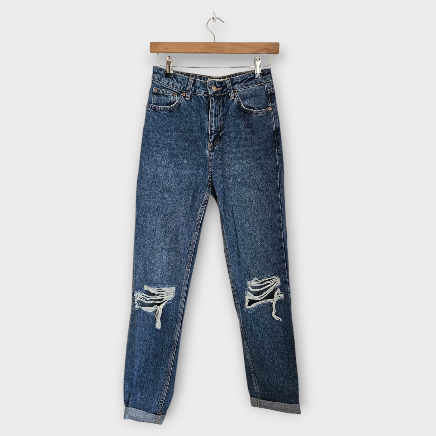 Topshop Ripped Mom Jeans – W26 L32