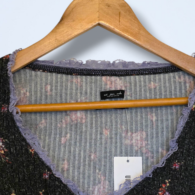 Urban Outfitters Floral Print Cropped Top New Size Medium