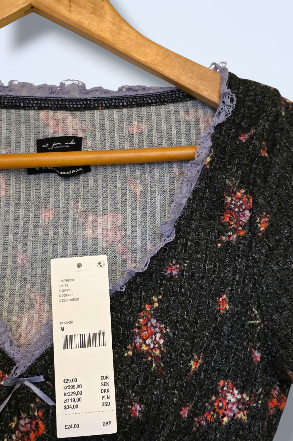 Urban Outfitters Floral Print Cropped Top New Size Medium