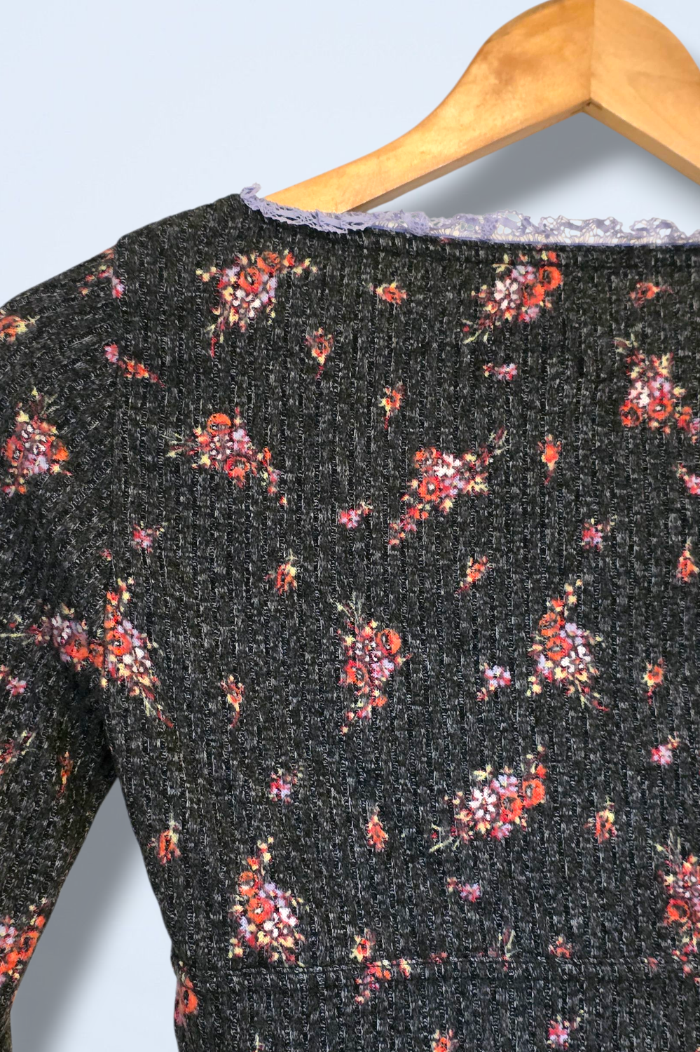 Urban Outfitters Floral Print Cropped Top New Size Medium