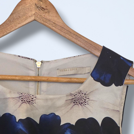 Vera & Lucy Occasional White & Blue Floral Dress Size Small