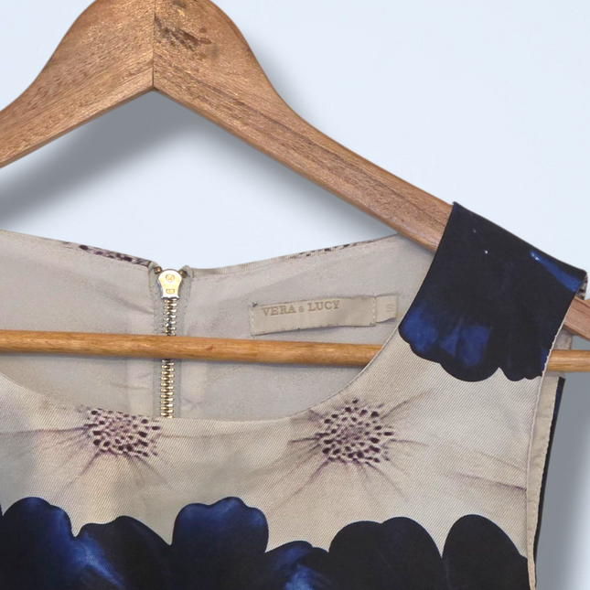 Vera & Lucy Occasional White & Blue Floral Dress Size Small