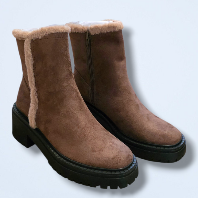 Very – NWB – Size 6 – Brown Faux Fur Lined Ankle Boots – Zip-up