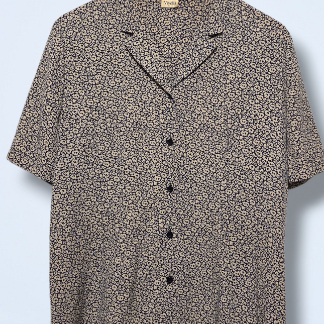 Viyella – Size 14 – Black & Cream Printed Blouse – Vintage – Short Sleeved