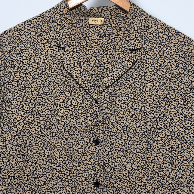 Viyella – Size 14 – Black & Cream Printed Blouse – Vintage – Short Sleeved