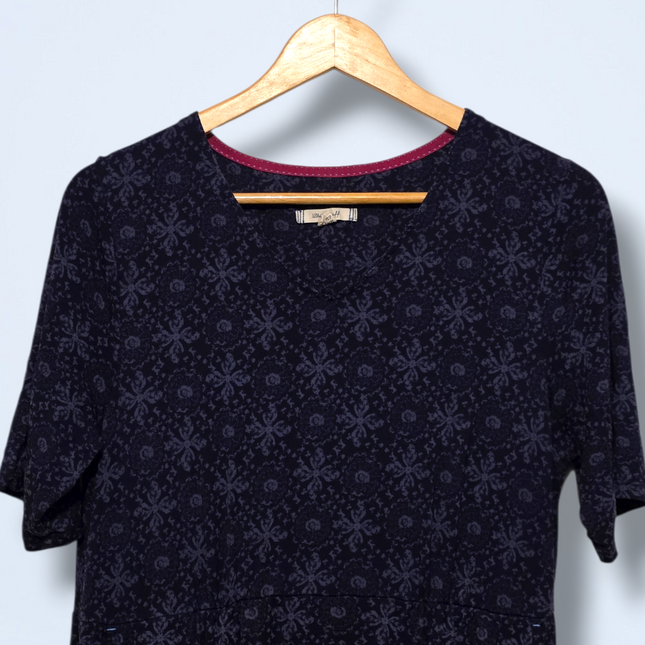 White Stuff – UK 14 – Blue Printed Dress – Short-sleeved