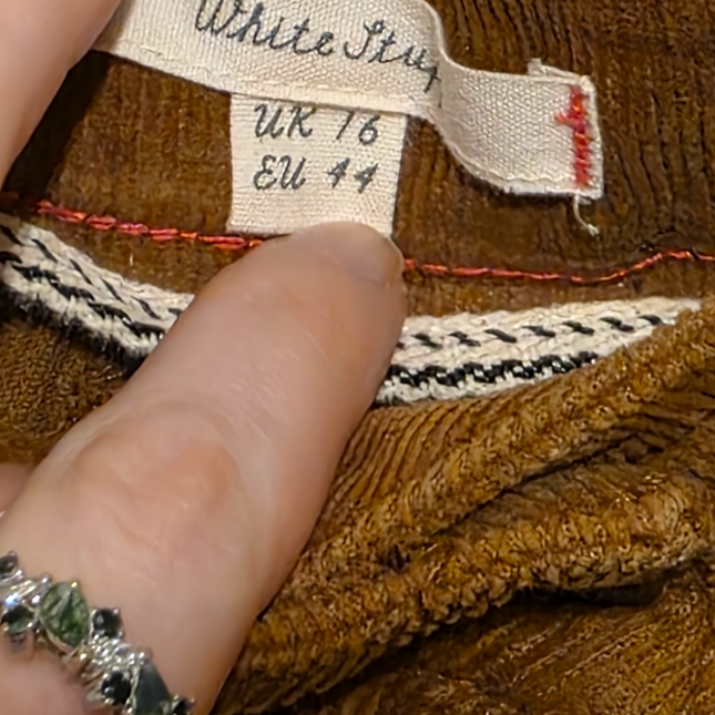 White Stuff – Size 16 – Cotton Blend Brown Corduroys