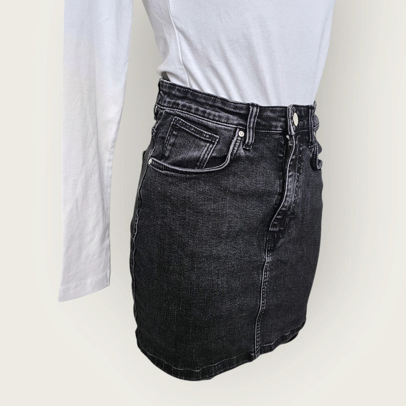 Zara Black Denim Mini Skirt | Size Small