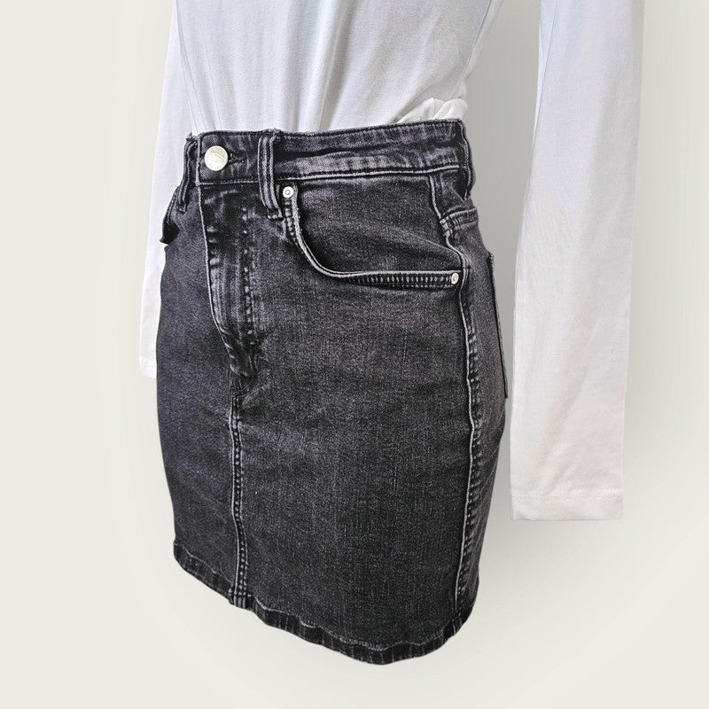 Zara Black Denim Mini Skirt | Size Small