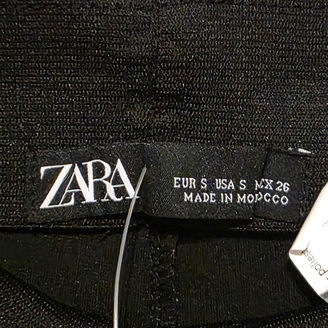 Zara – Black & Grey Check Trousers – Size Small – Pleated Front