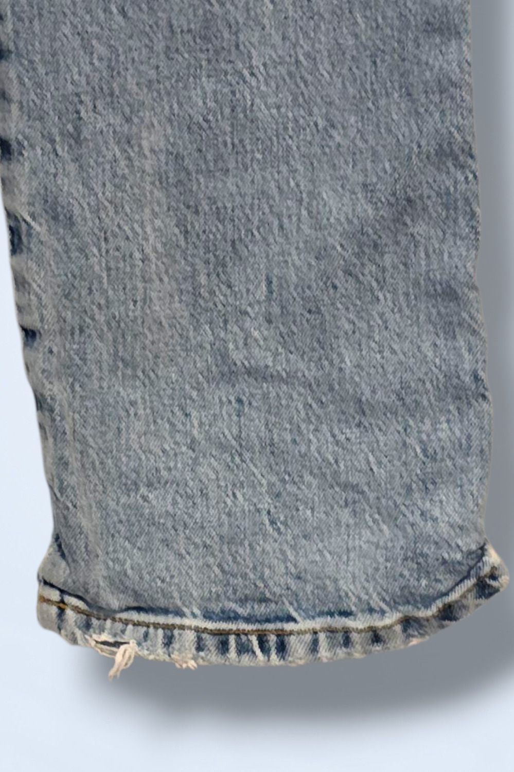 Zara Distressed Light Blue Mom Jeans UK Size 8 Cotton & Elastane