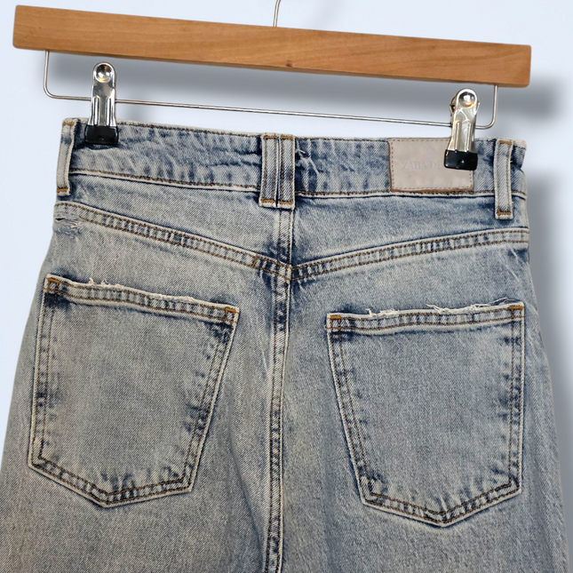 Zara Distressed Light Blue Mom Jeans UK Size 8