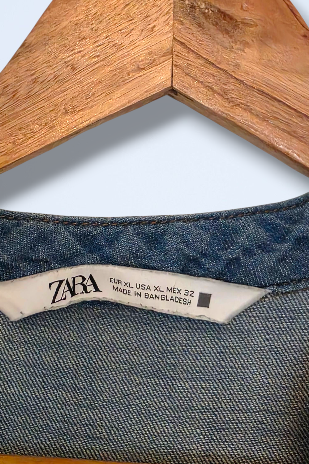 Zara Size XL V-Neck Short Sleeved Denim Summer Dress